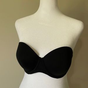 VS PINK Strapless Push Up Bra